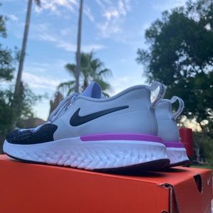 Nike Odyssey React 2 Flyknit